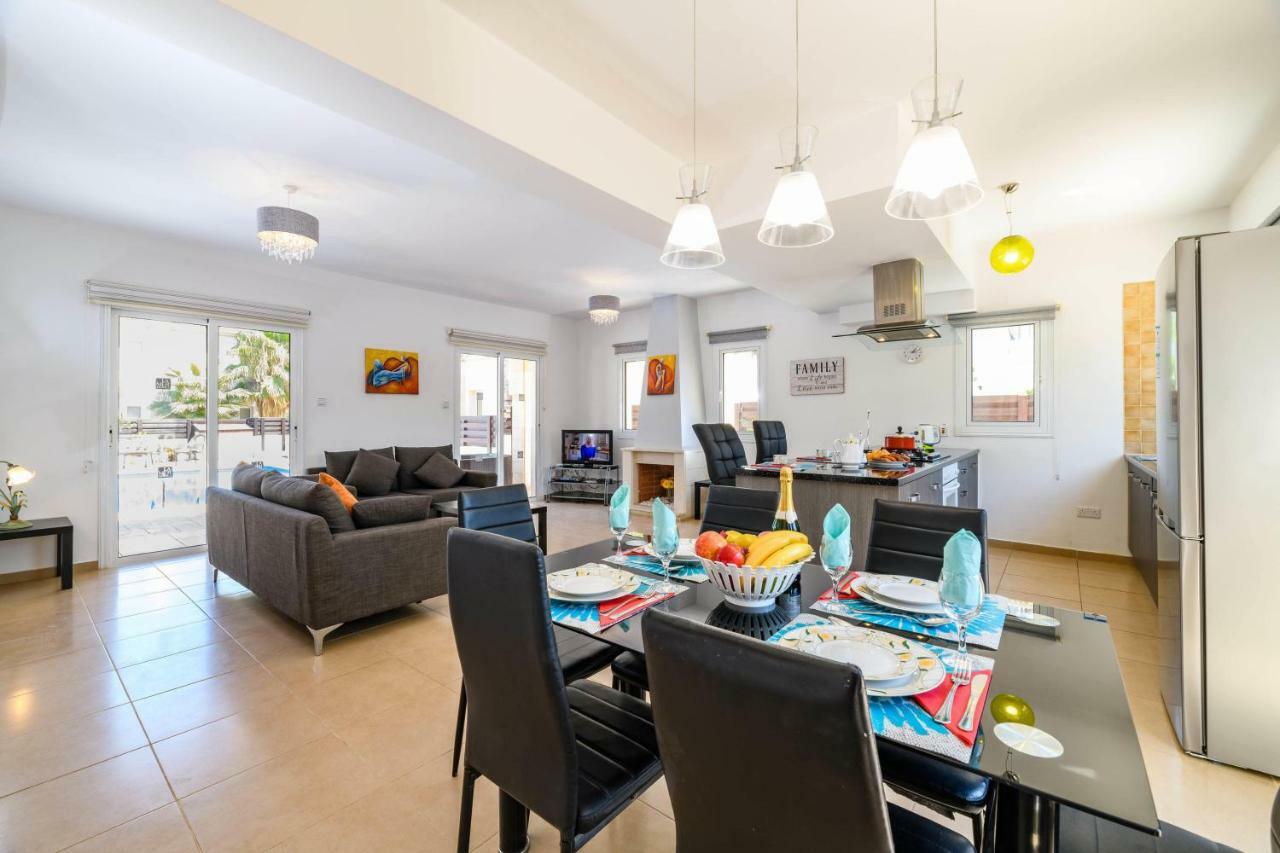 Villa Nadja Paralimni Esterno foto